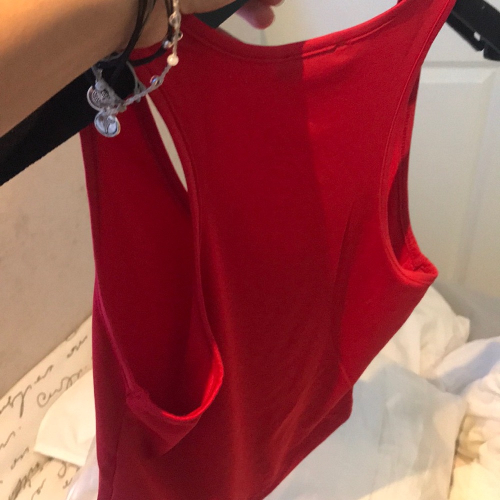 Shien Tank Top - Picture 3 of 3